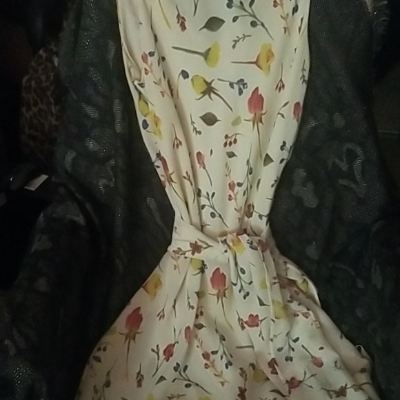 Beautiful maxi dress - Picture 3 of 4